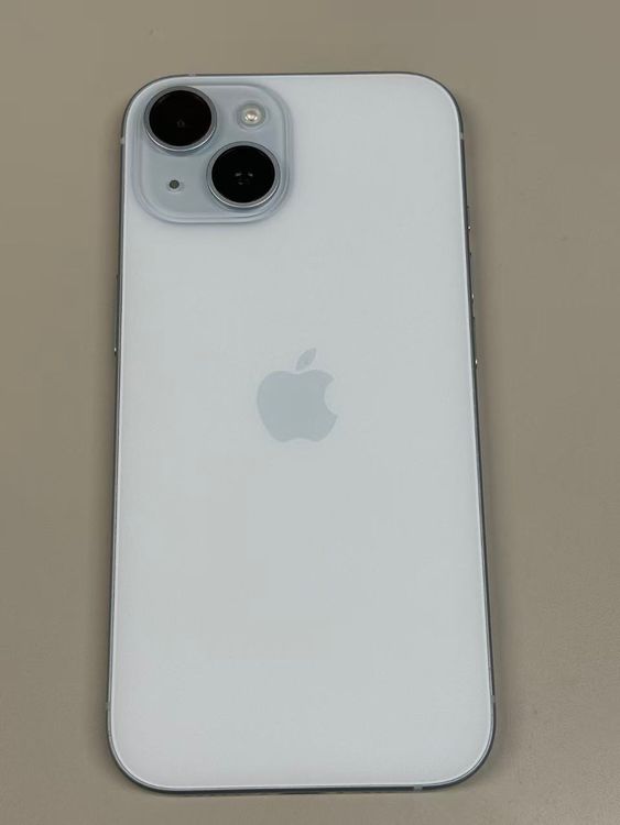 �ڥ�Х���BOX�� ������ ����90%SIM�ե꡼ iPhone15 128GB �֥롼