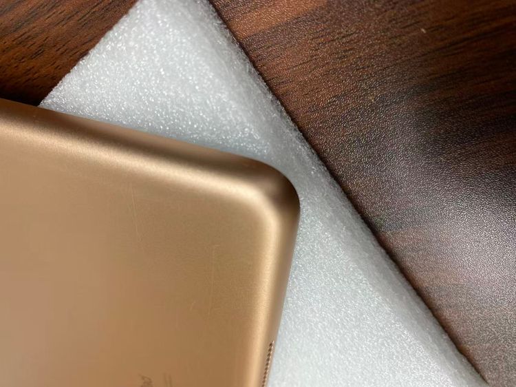 ����100��Apple iPad7 Wi-Fi + Cellular 32GB���������