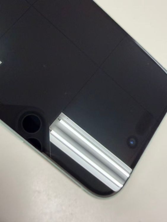 �ڥ�Х���BOX������ ����91%SIM�ե꡼ iPhone15 128GB ���꡼��