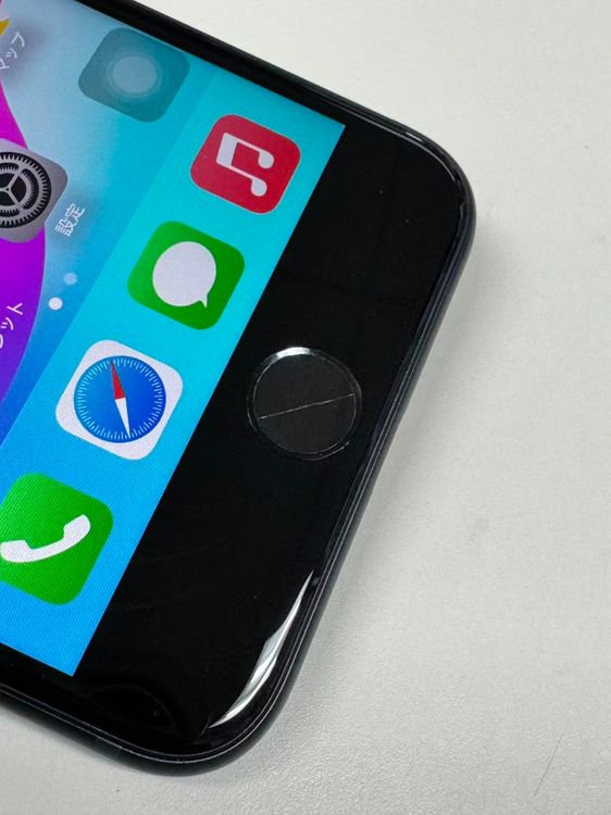 ڥХBOX96% SIMե꡼ iPhone SE(裳) 64GB ߥåɥʥ