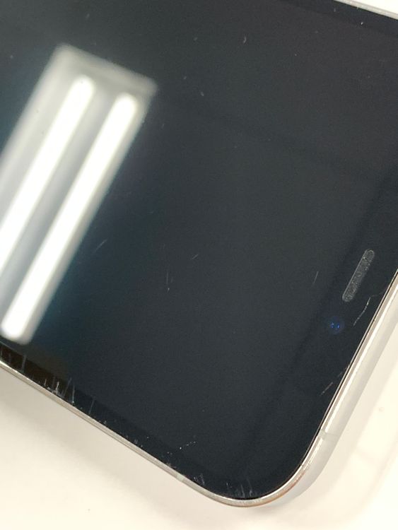 �ڥ�Х���BOX������77%SIM�ե꡼ iPhone12 Pro 128GB ����С�