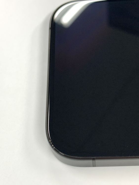 �ڥ�Х���BOX�� ����88%SIM�ե꡼ iPhone15 Pro 128GB �֥�å������˥���