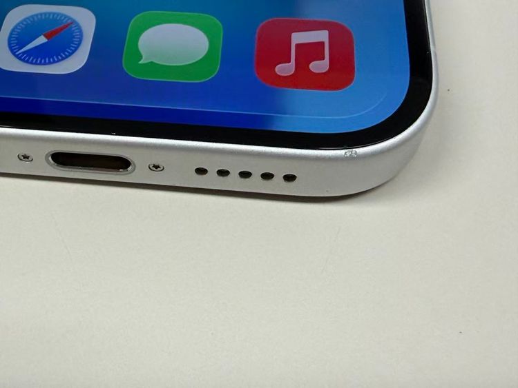 �ڥ�Х���BOX������ ����89%SIM�ե꡼ iPhone16 128GB �ۥ磻��