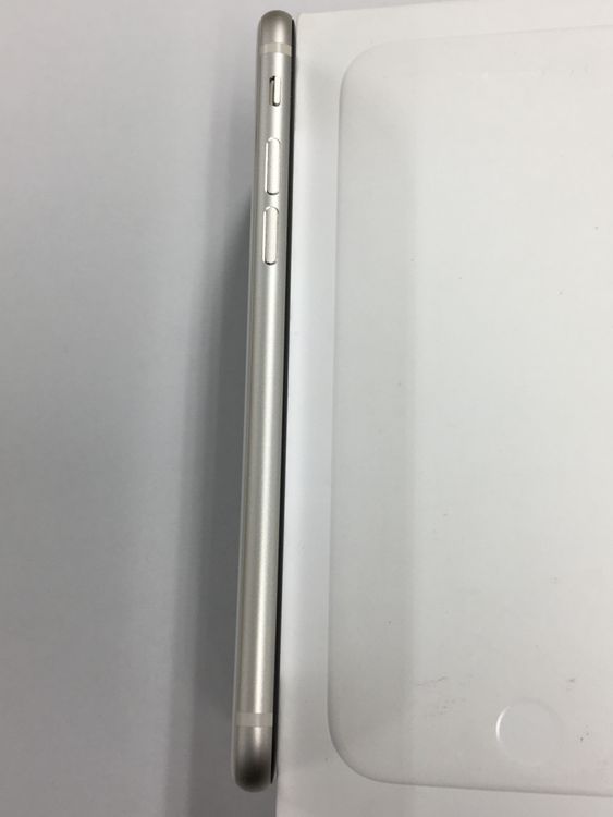 �ڥ�Х���BOX������ ����90�� iPhone SE3 ��3���� 64GB SIM�ե꡼ ����