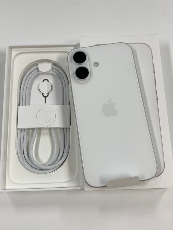 ڥХBOX̤ SIMե꡼ iPhone16 128GB ۥ磻