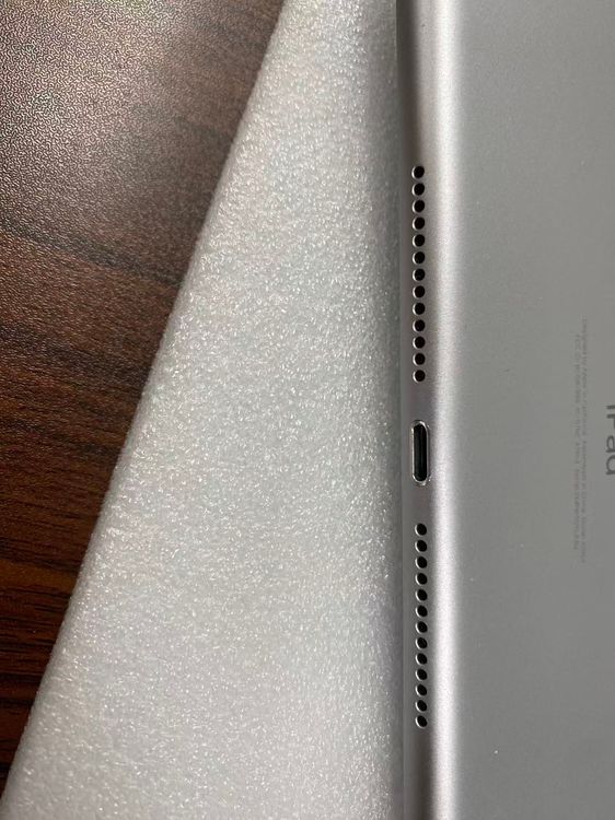 Apple iPad6 Wi-Fi + Cellular128GB��Space gray��������