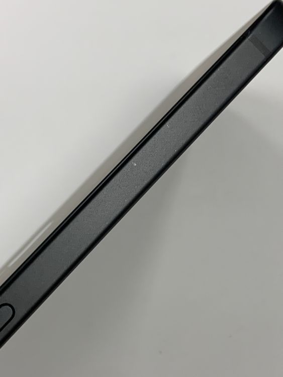 ڥХBOX 97%SIMե꡼ iPhone15 128GB ֥å