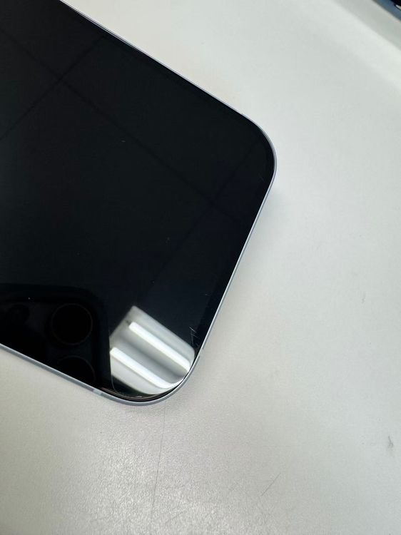 ڥХBOX 91%SIMե꡼ iPhone15 128GB ֥롼