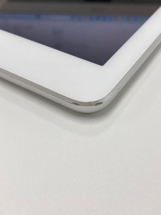 �ڥ�Х���BOX ������83�� Apple iPad ��5���� WiFi��ǥ� 32GB ����С�