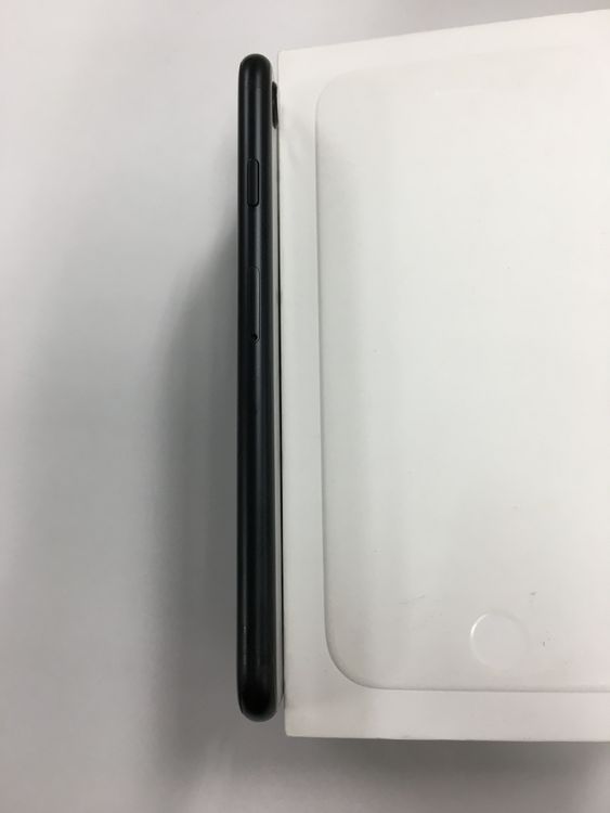 �ڥ�Х���BOX������ ����87�� iPhone SE ��2���� 64GB SIM�ե꡼ �֥�å�