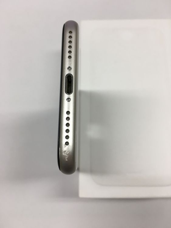 �ڥ�Х���BOX�۱վ����� iPhone SE3 ��3���� 64GB SIM�ե꡼ �������饤��