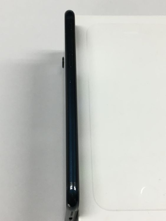 �ڥ�Х���BOX������84�� iPhone SE3 ��3���� 64GB SIM�ե꡼ �ߥåɥʥ���