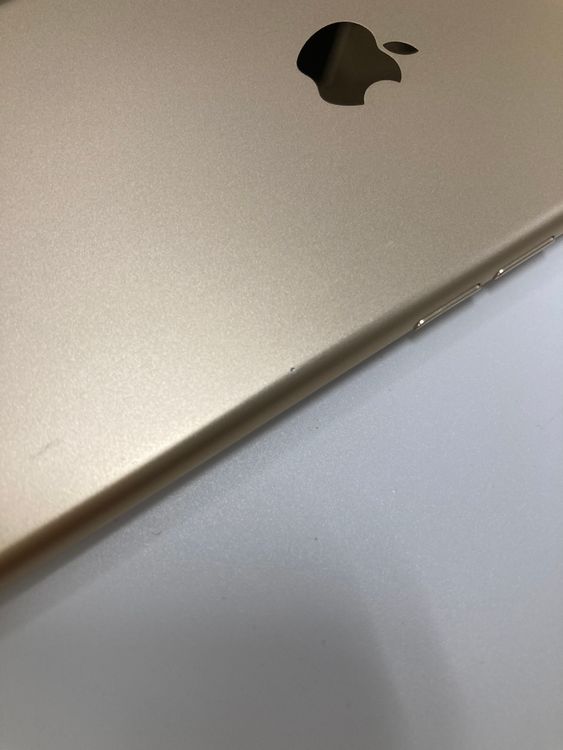 �ڥ�Х���BOX�� SIM�ե꡼ iPhone7 32GB �������