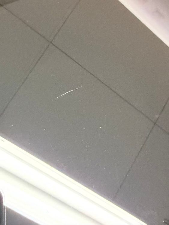 ����84% SIM�ե꡼iPad (��8����) 32GB ���ڡ�������