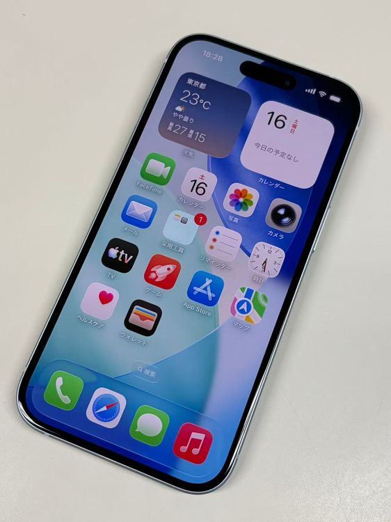 �ڥ�Х���BOX�۶����� ����86%SIM�ե꡼ iPhone15 128GB �֥롼
