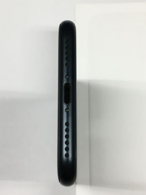 �ڥ�Х���BOX������83�� iPhone SE3 ��3���� 64GB SIM�ե꡼ �ߥåɥʥ���