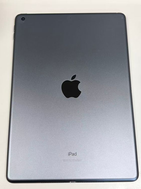 ����50% apple iPad (��8����) 128GB ���ڡ������� WiFi��ǥ�