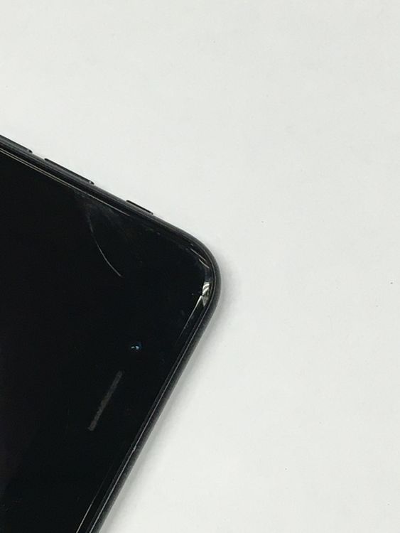 ��ư������ ����83���SIM�ե꡼ iPhone SE ��2���� 64GB �֥�å�