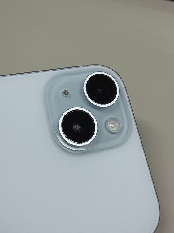 �ڥ�Х���BOX�� ����82%SIM�ե꡼ iPhone15 128GB �֥롼