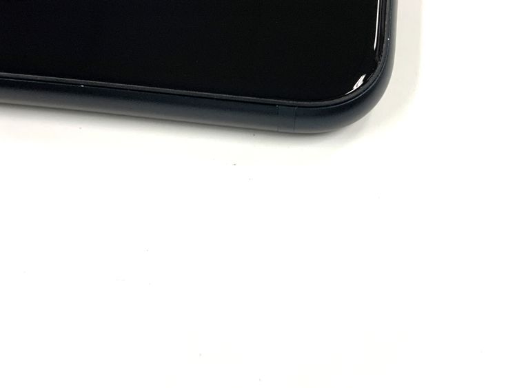 �ڥ�Х���BOX�۶����� ����85%SIM�ե꡼iPhone SE(�裳����) 128GB