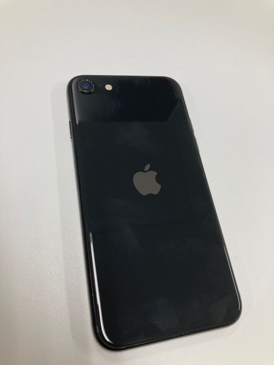 �ڥ�Х���BOX�� ����100��SIM�ե꡼ iPhone SE(��2����)  64GB �֥�å�
