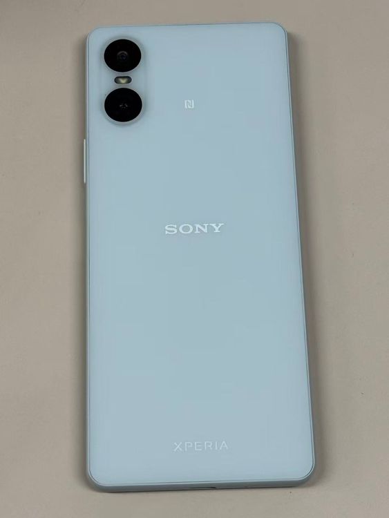 �ڥ�Х���BOX�۶���������97% SIM�ե꡼Xperia 10 VI SOG14 128GB
