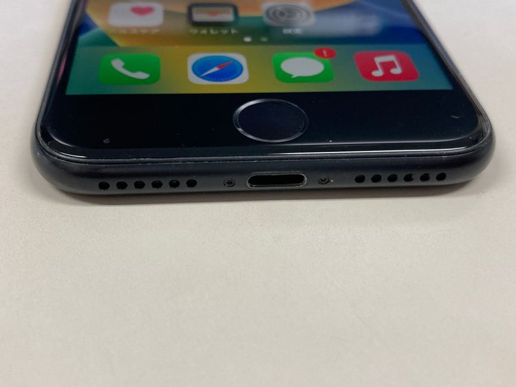 ڥХBOX 84%SIMե꡼iPhone SE(裲) 64GB ֥å