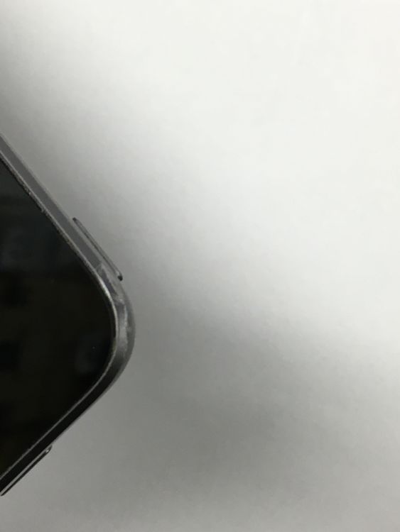 �ڥ�Х���BOX������78�� Apple iPad ��8���� Wi-Fi 128GB ���ڡ������쥤