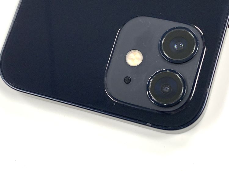 �ڥ�Х���BOX�� ����83% SIM�ե꡼ iPhone12 64GB �֥�å�