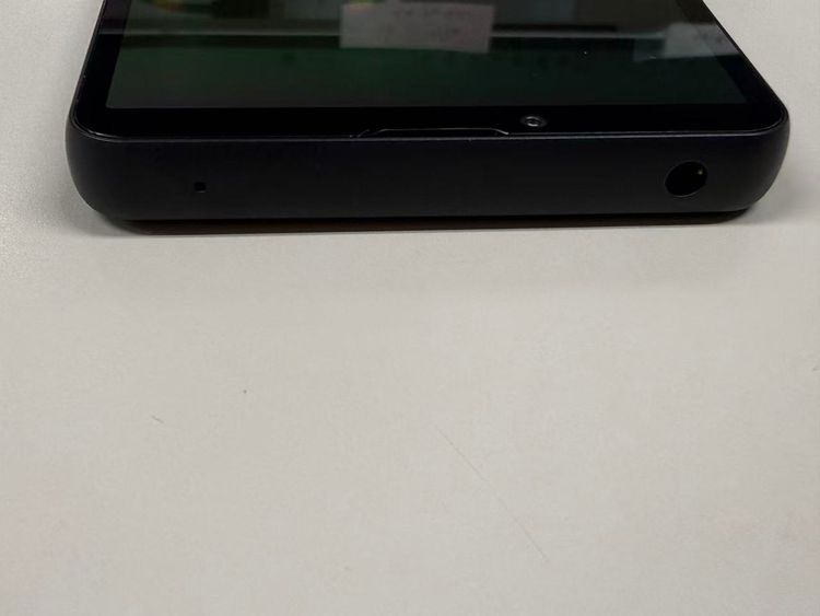 �ڥ�Х���BOX�۶���������97% SIM�ե꡼Xperia 10 VI SOG14 128GB