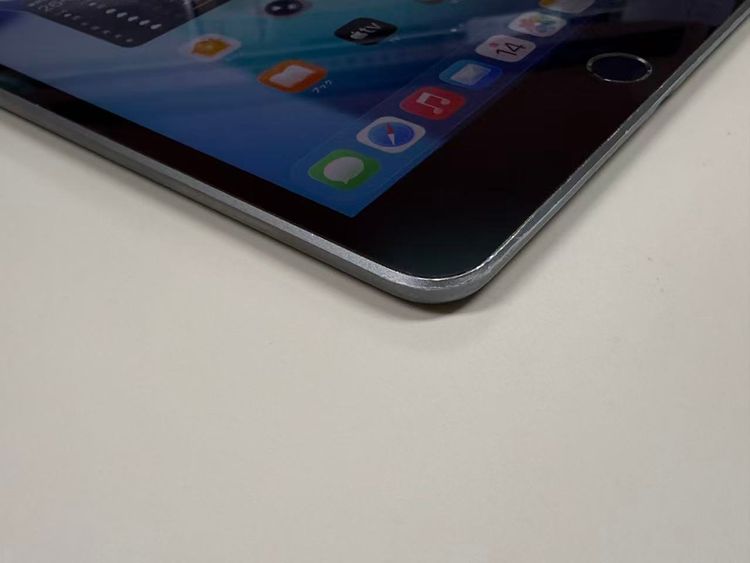 ����83% SIM�ե꡼iPad mini(��5����) 256GB ���ڡ�������