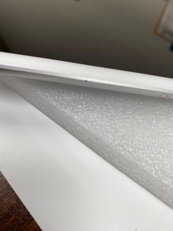 Apple iPad ��7���� Wi-Fi��128GB Silevr  �Ÿ�����ʤ�