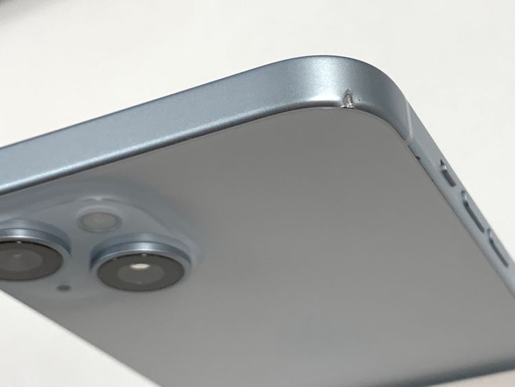 �ڥ�Х���BOX�� ����90%SIM�ե꡼ iPhone15 128GB �֥롼
