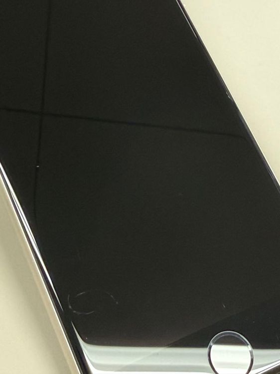�ڥ�Х���BOX������ ����94%SIM�ե꡼iPhone SE(�裳����) 64GB