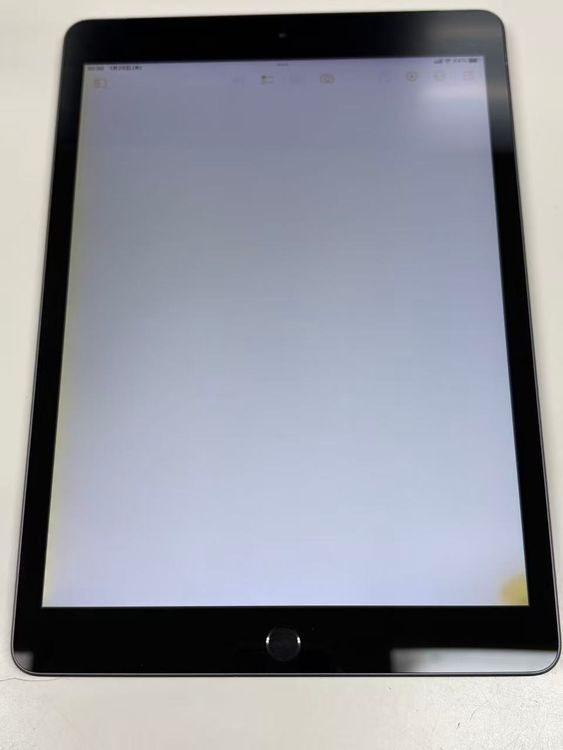 ���������� ����76% SIM�ե꡼ iPad (��7����) 32GB ���ڡ�������