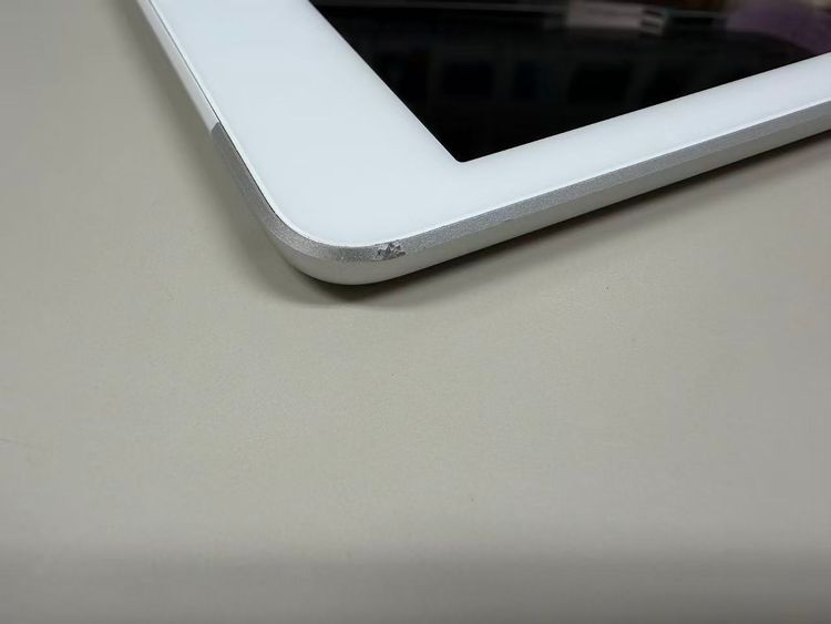 ���� ����97% SIM�ե꡼iPad (��8����) 32GB ����С�