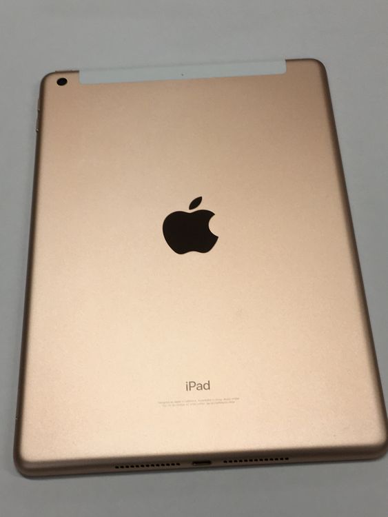 ムスビー｜外装超美品 iPad 第8世代 Cellularモデル 128GB ゴールド 