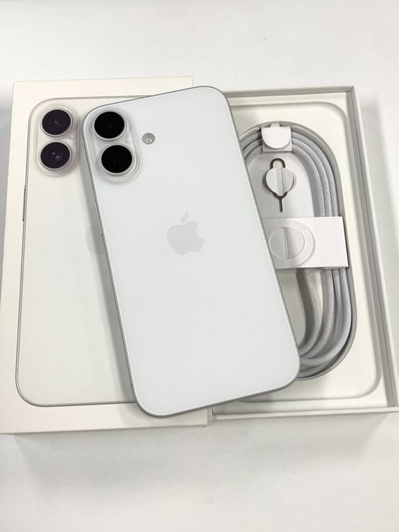 �ڥ�Х���BOX������ ����85%SIM�ե꡼ iPhone16 128GB �ۥ磻��