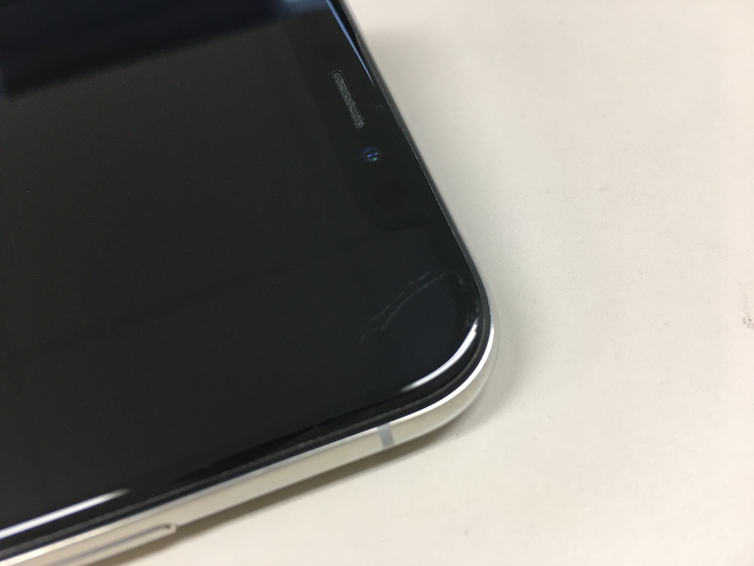 ムスビー｜【モバイルBOX】美品 電池82％ docomo SIMフリー iPhoneX
