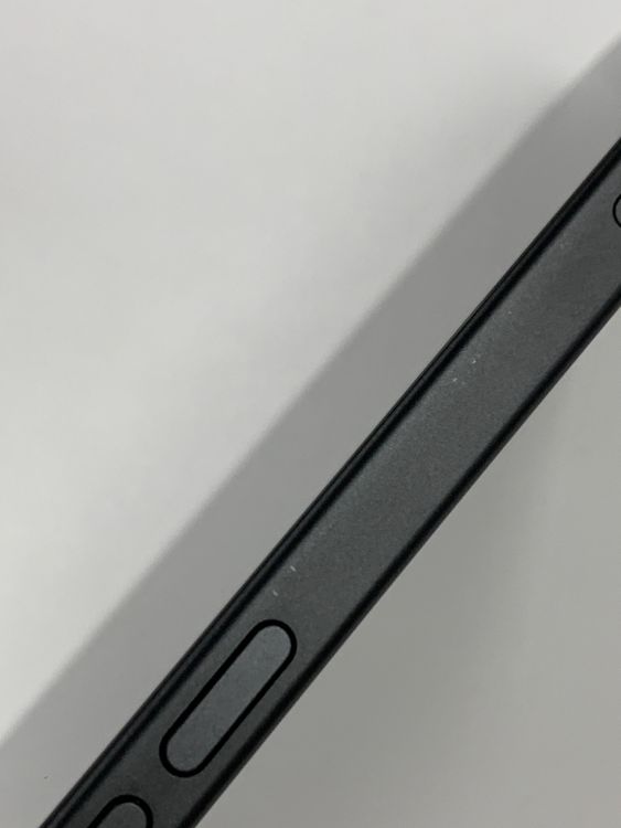 ڥХBOX 97%SIMե꡼ iPhone15 128GB ֥å