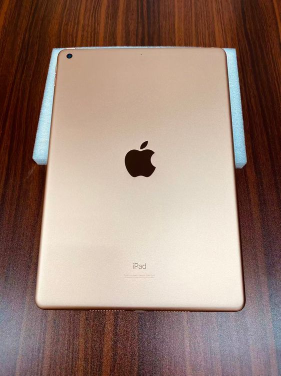 ���ʡ�Apple iPad ��8���� Wi-Fi��128GB Gold