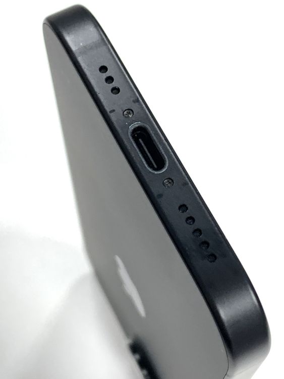 �ڥ�Х���BOX�� ����88%SIM�ե꡼ iPhone15  256GB �֥�å�