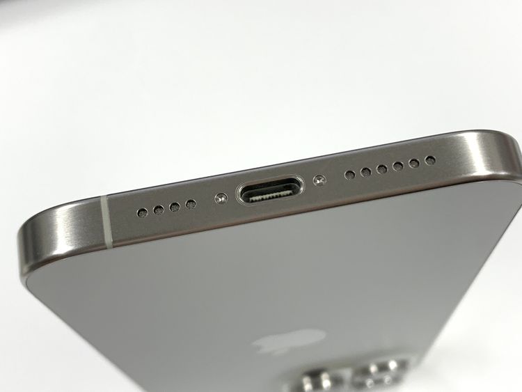 ڥХBOXۿƱ 85%SIMե꡼ iPhone15 Pro Max512GB 