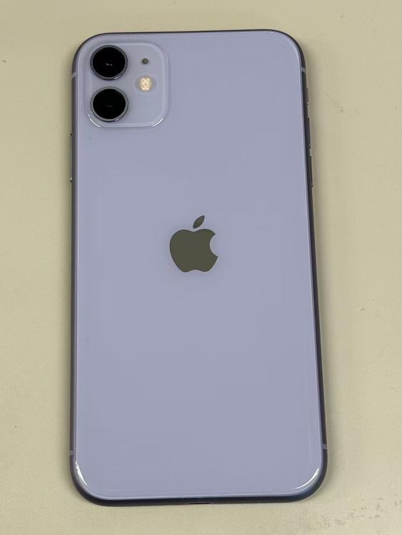 �ڥ�Х���BOX�۶����� ����70%SIM�ե꡼ iPhone11 128GB �ѡ��ץ�