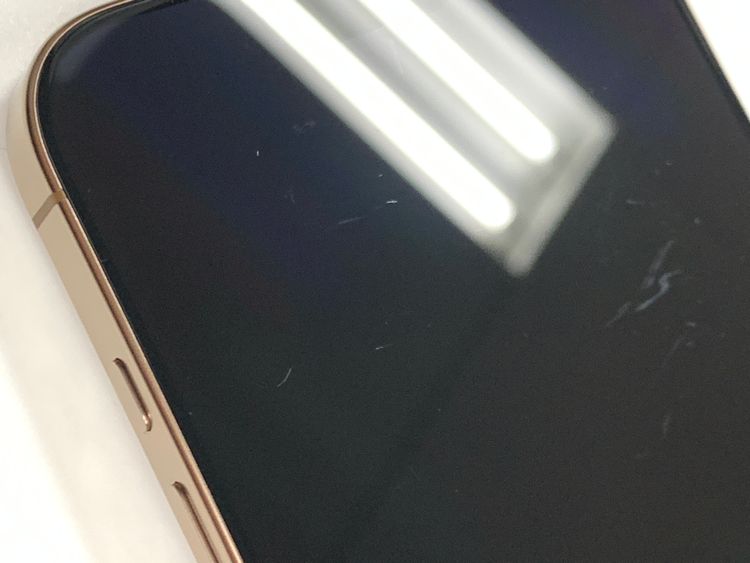 �ڥ�Х���BOX������100%SIM�ե꡼ iPhone16 Pro Max 256GB���ǥ�����