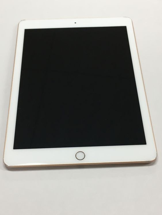 �ڥ�Х���BOX������89�� iPad ��6���� Wi-Fi��ǥ� 32GB �������