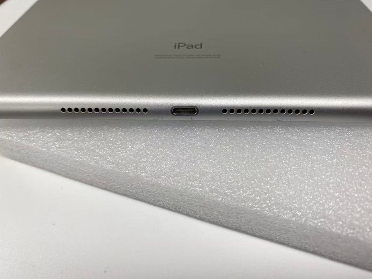 Apple iPad ��7���� Wi-Fi��128GB Silevr  �Ÿ�����ʤ�