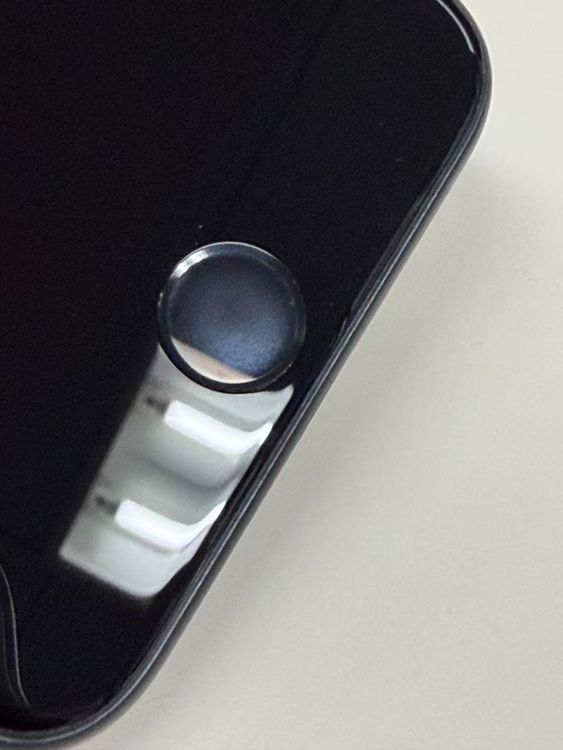 ��ư������ ����100������� SIM�ե꡼  iPhone SE����2�����64GB