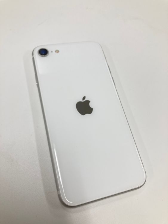 �ڥ�Х���BOX������ ����90%SIM�ե꡼ iPhone SE2 ��2���� 64GB �ۥ磻��