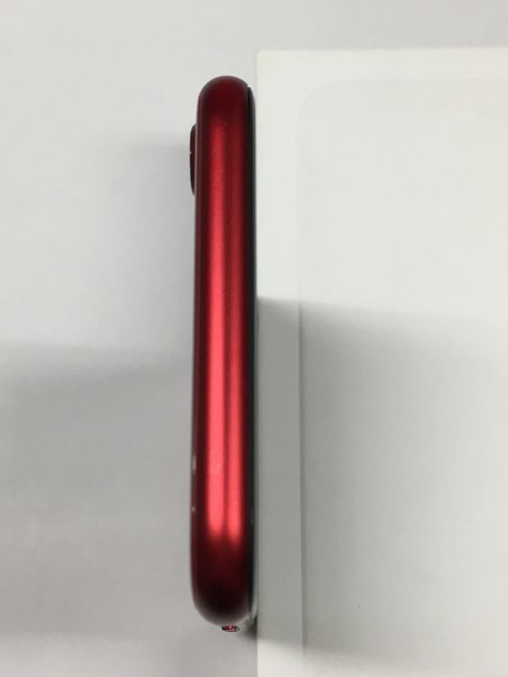 �ڥ�Х���BOX������ iPhone SE3 ��3���� 64GB SIM�ե꡼ ��å�